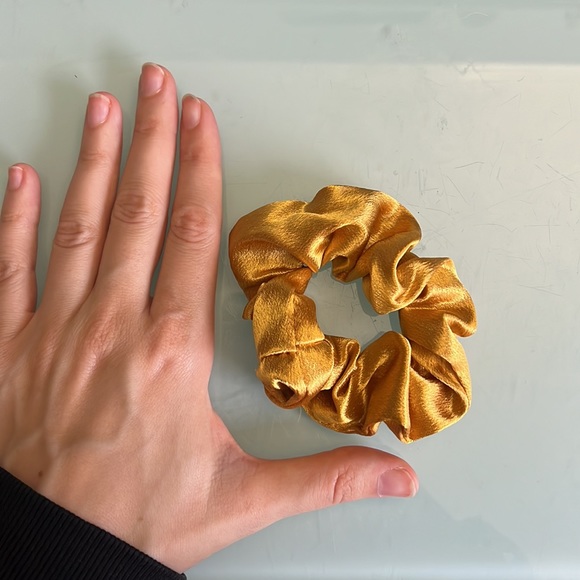 Copper/gold scrunchie - Picture 2 of 2